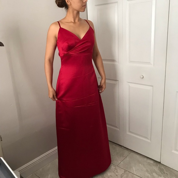 BILL LEVKOFF LONG SATIN BRIDESMAID/ PROM DRESS | Red | 8 - Picture 1 of 16